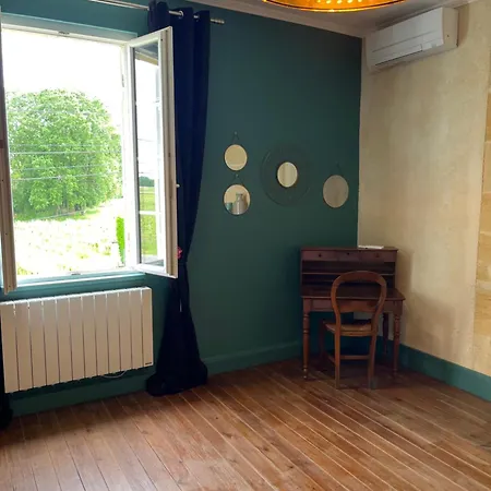 Holiday home Gite Du Chateau La Rose Des Vents